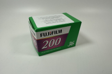 Fujifilm 200 135-36 - w/Sticker